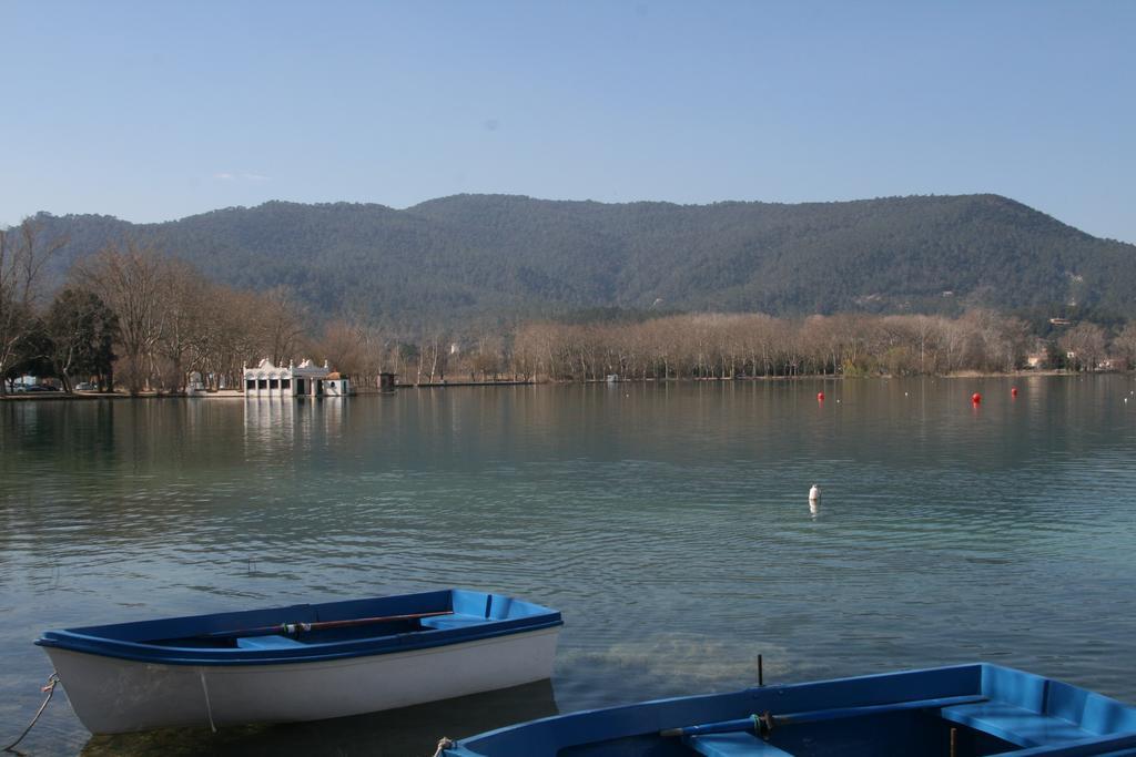 Hotel L'Ast Banyoles Exterior photo